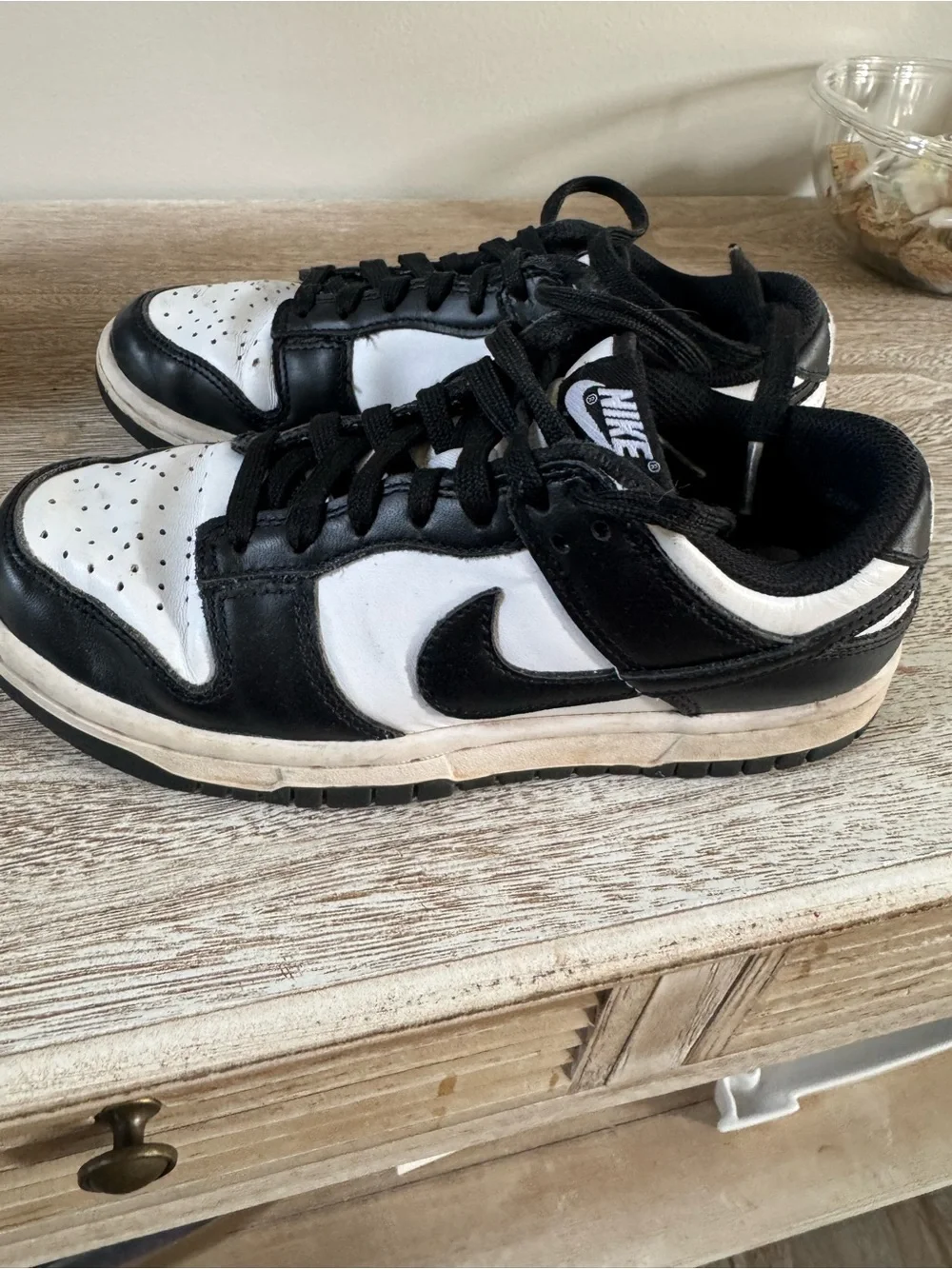 Nike kids Black and White Low-Top Sneakers